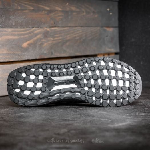 adidas UltraBoost 3.0