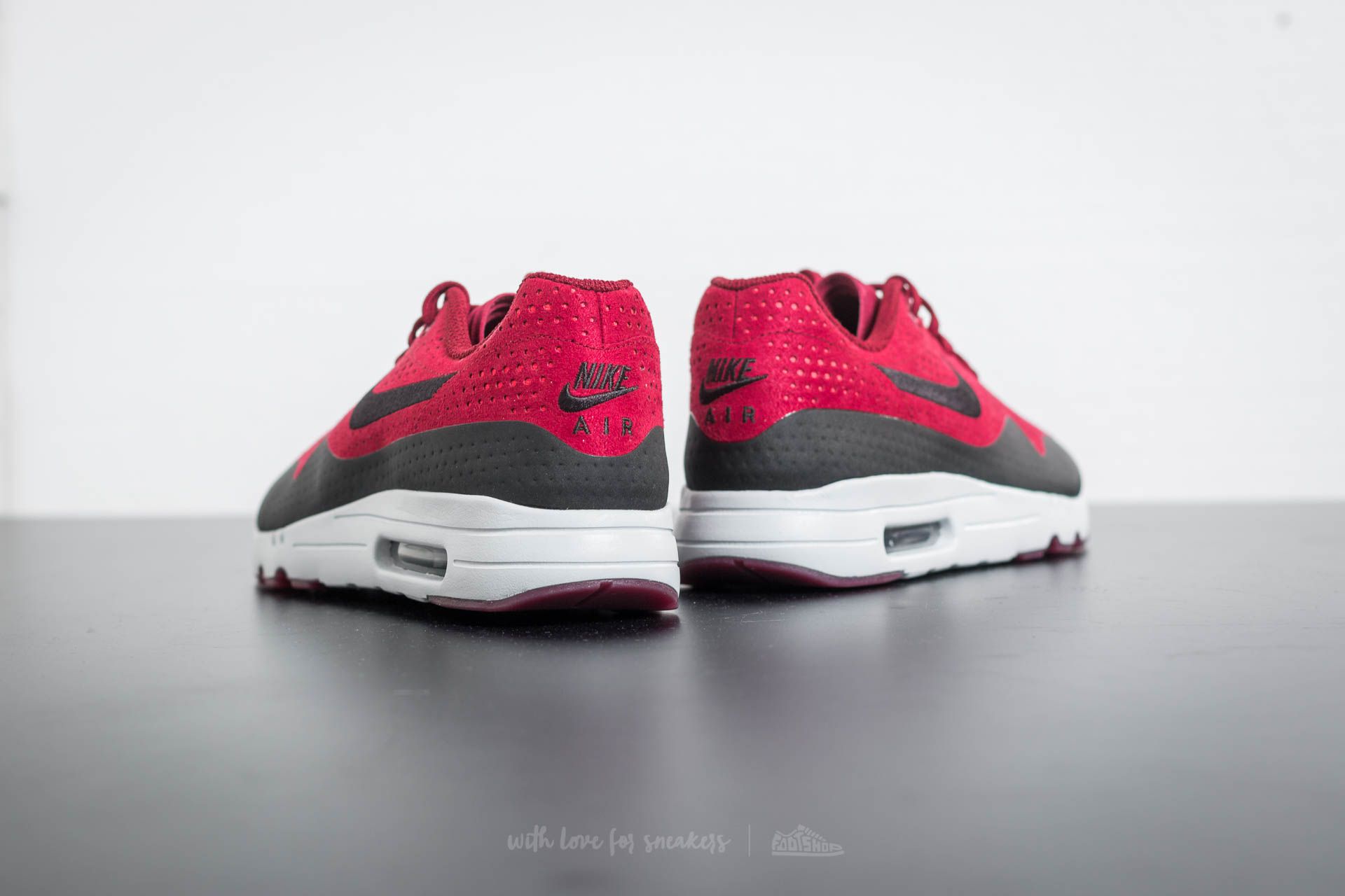 Nike air max 1 ultra 2.0 moire black cheap red