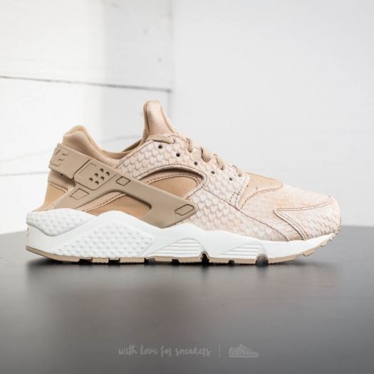 Nike WMNS Air Huarache Run Premium