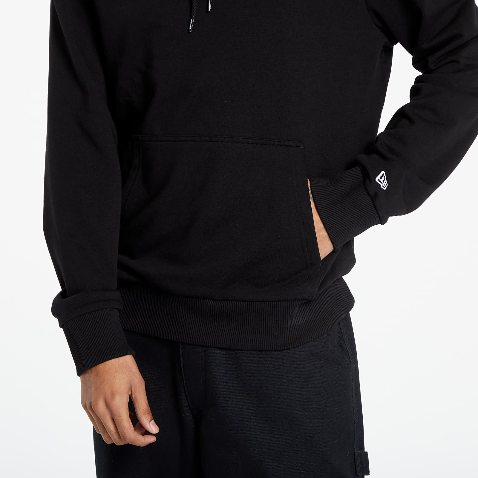 Sweatshirts New Era Essential Flag Hoody Black