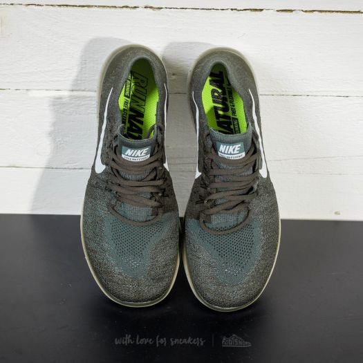 Nike free rn flyknit uomo argento hot sale