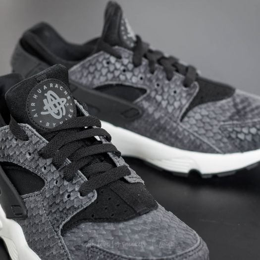 Nike Wmns Air Huarache Run Premium