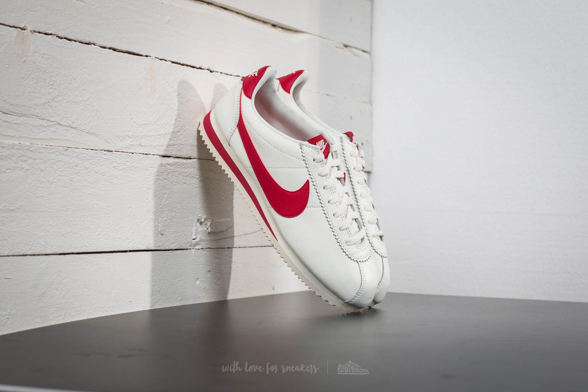 Nike cortez gym cheap
