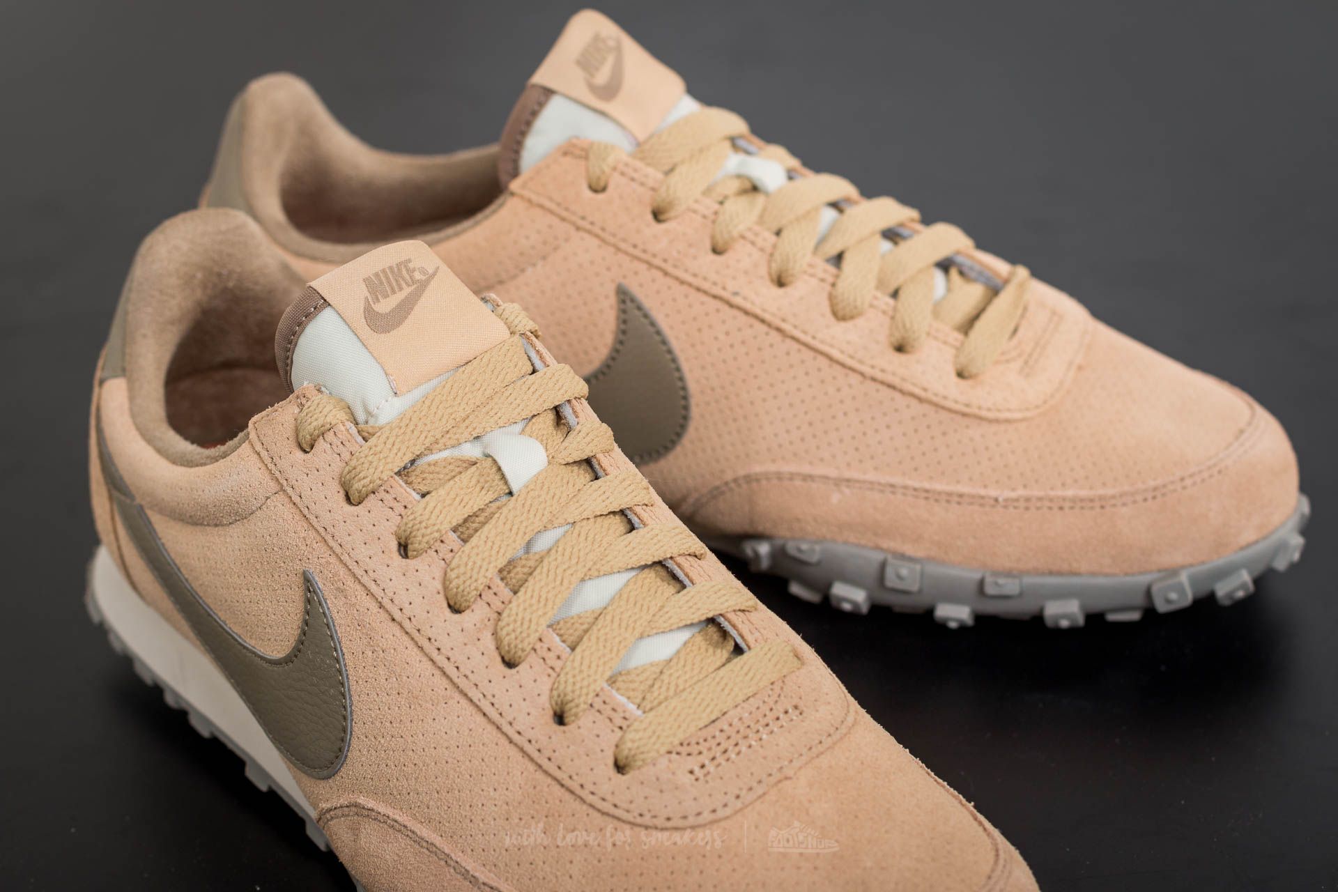 Nike waffle racer 17 shop