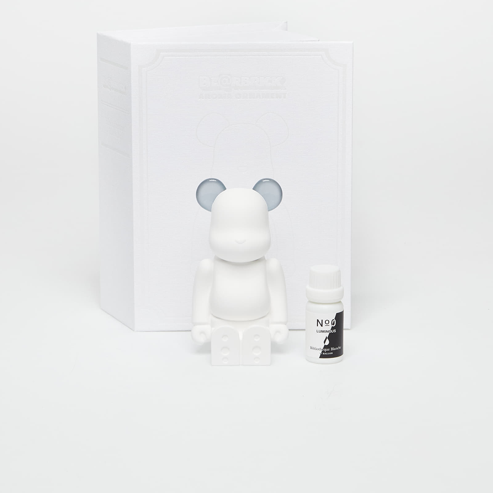 Egyéb kiegészítők Medicom Toy BE@RBRICK AROMA ORNAMENT No.0 LUMINOUS Gray