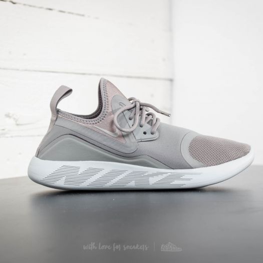 Nike lunarcharge homme top