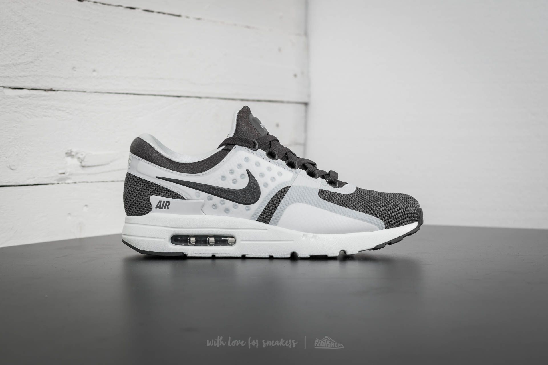 Men s shoes Nike Air Max Zero Essential Midnight Fog Midnight Fog Footshop