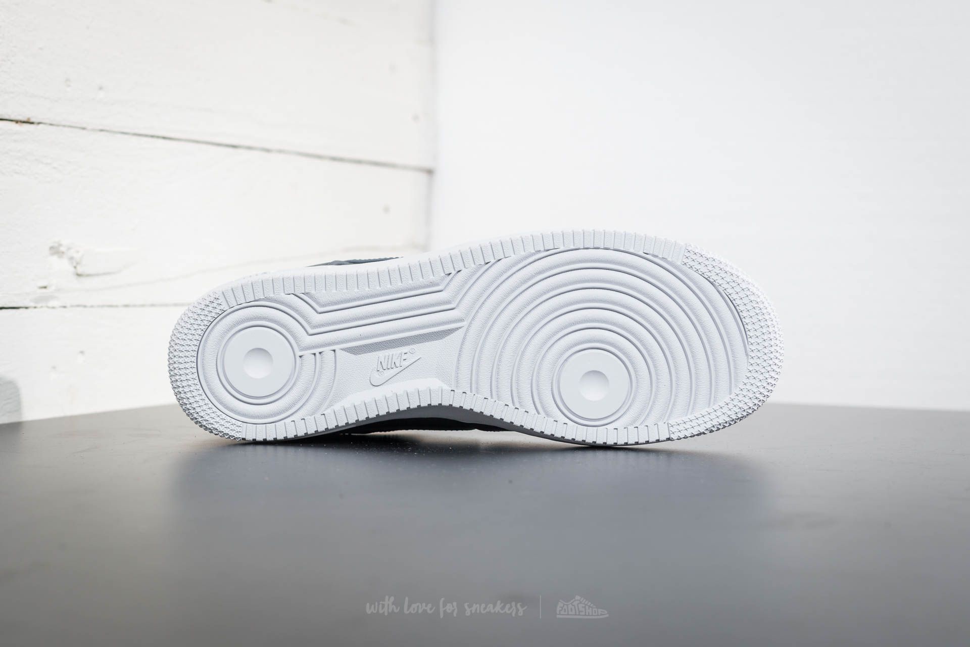 Férfi cipők Nike Air Force 1 ´07 Premium Light Carbon/ Light Carbon