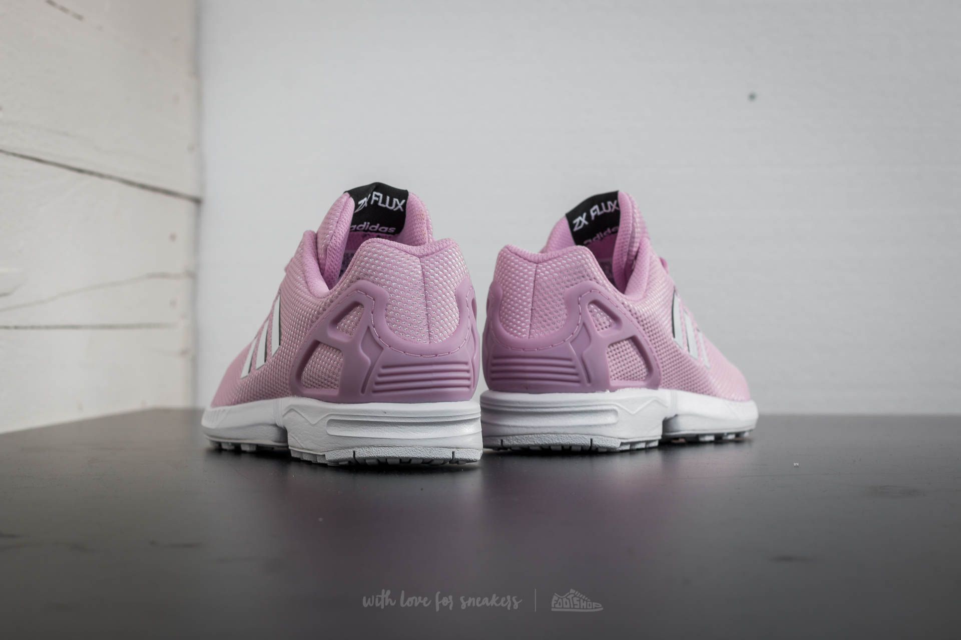 Kids' sneakers and shoes adidas ZX Flux J Frost Pink/ Ftw White