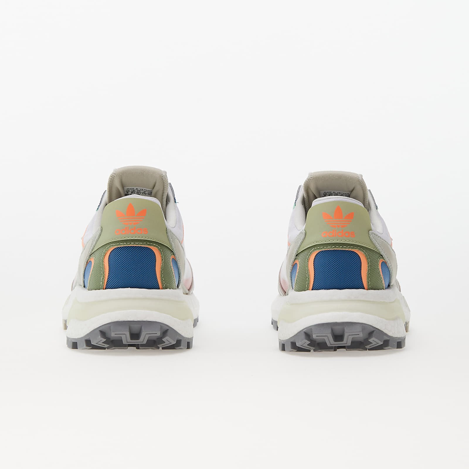 Sko til mænd adidas Retropy P9 Cloud White/ Beam Orange/ Semi Impact Orange