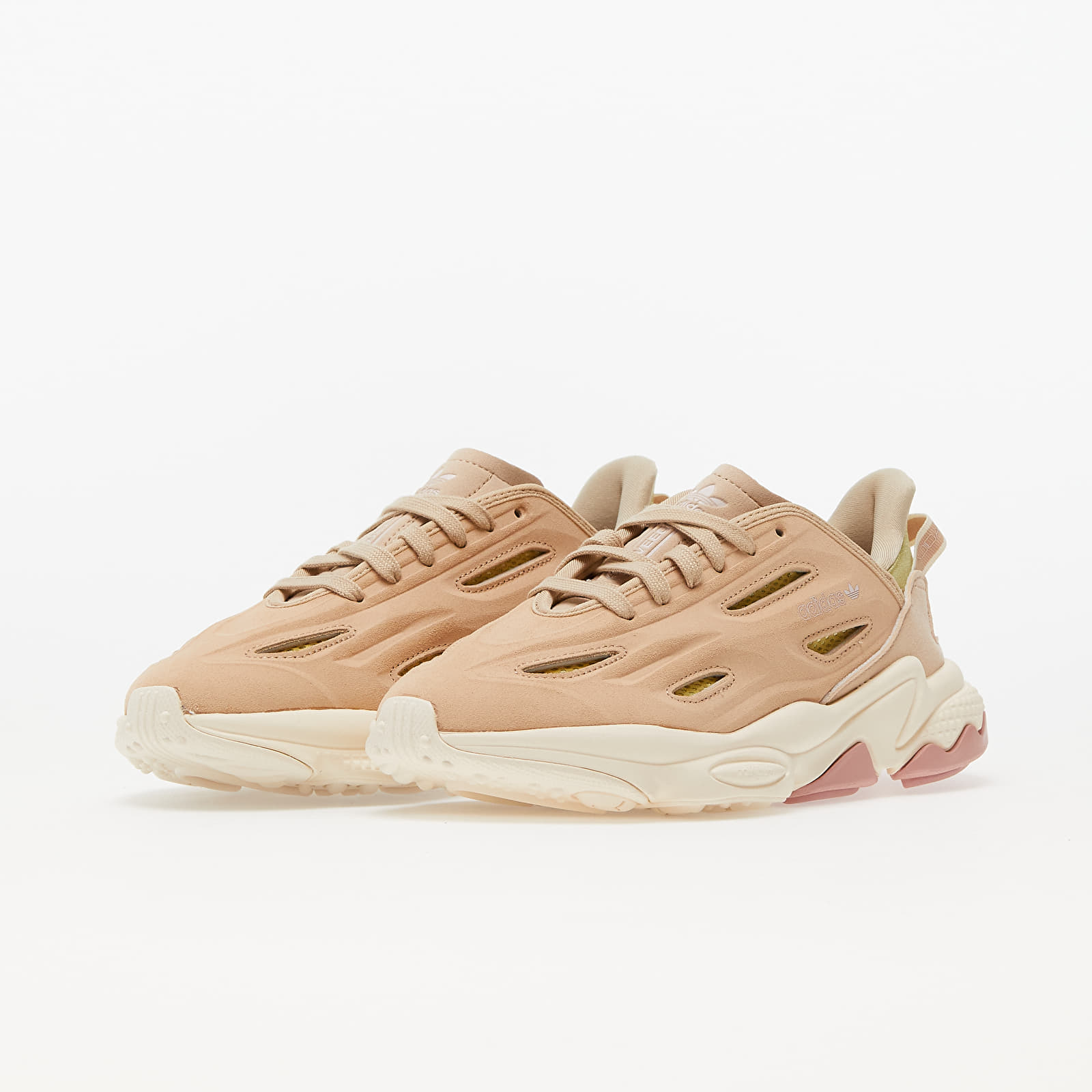 Dámske topánky a tenisky adidas Ozweego Celox W St Pale Nude/ Worn White/ Clear Pink