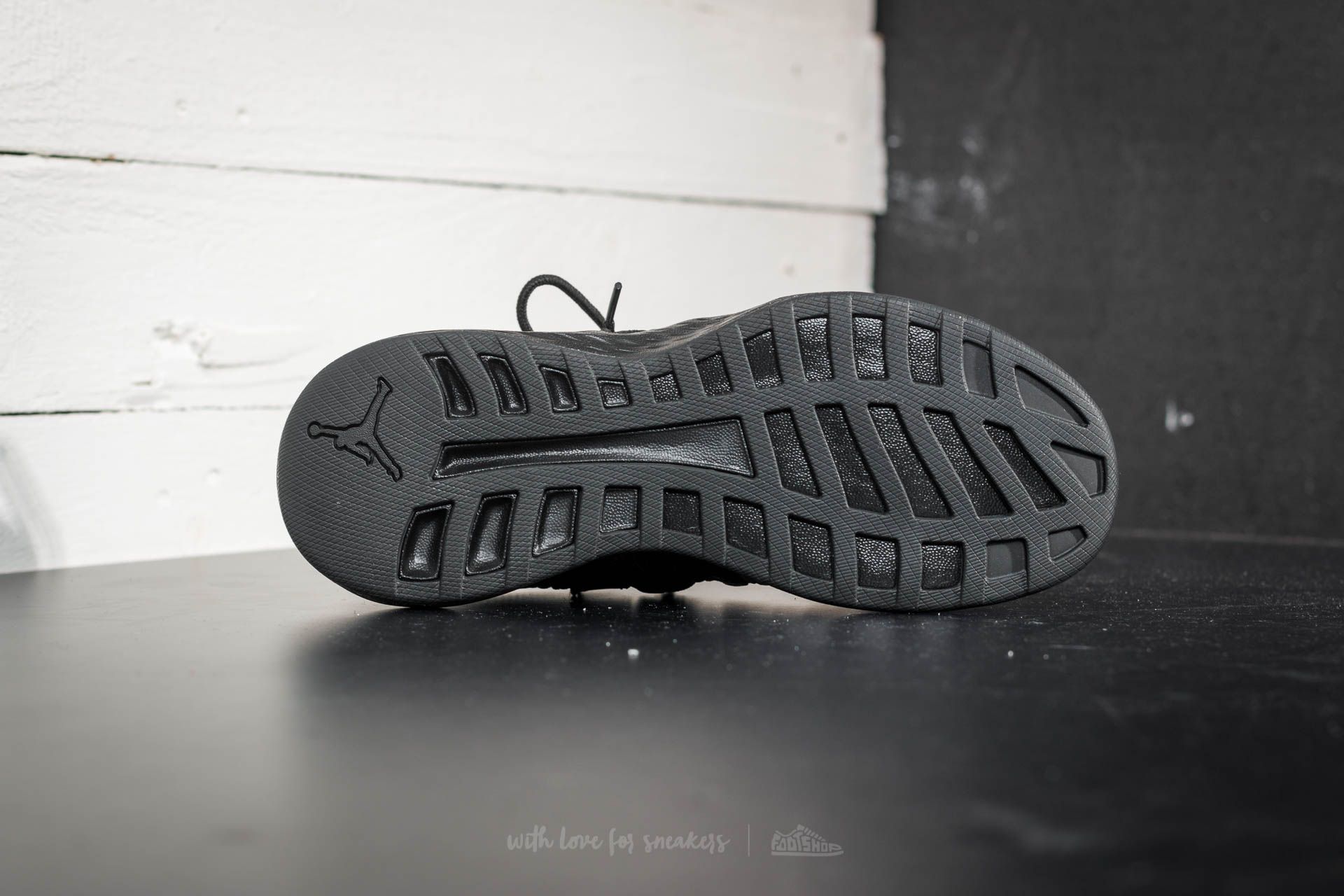 Încălțăminte și sneakerși pentru bărbați Jordan Formula 23 Low Black/ Black