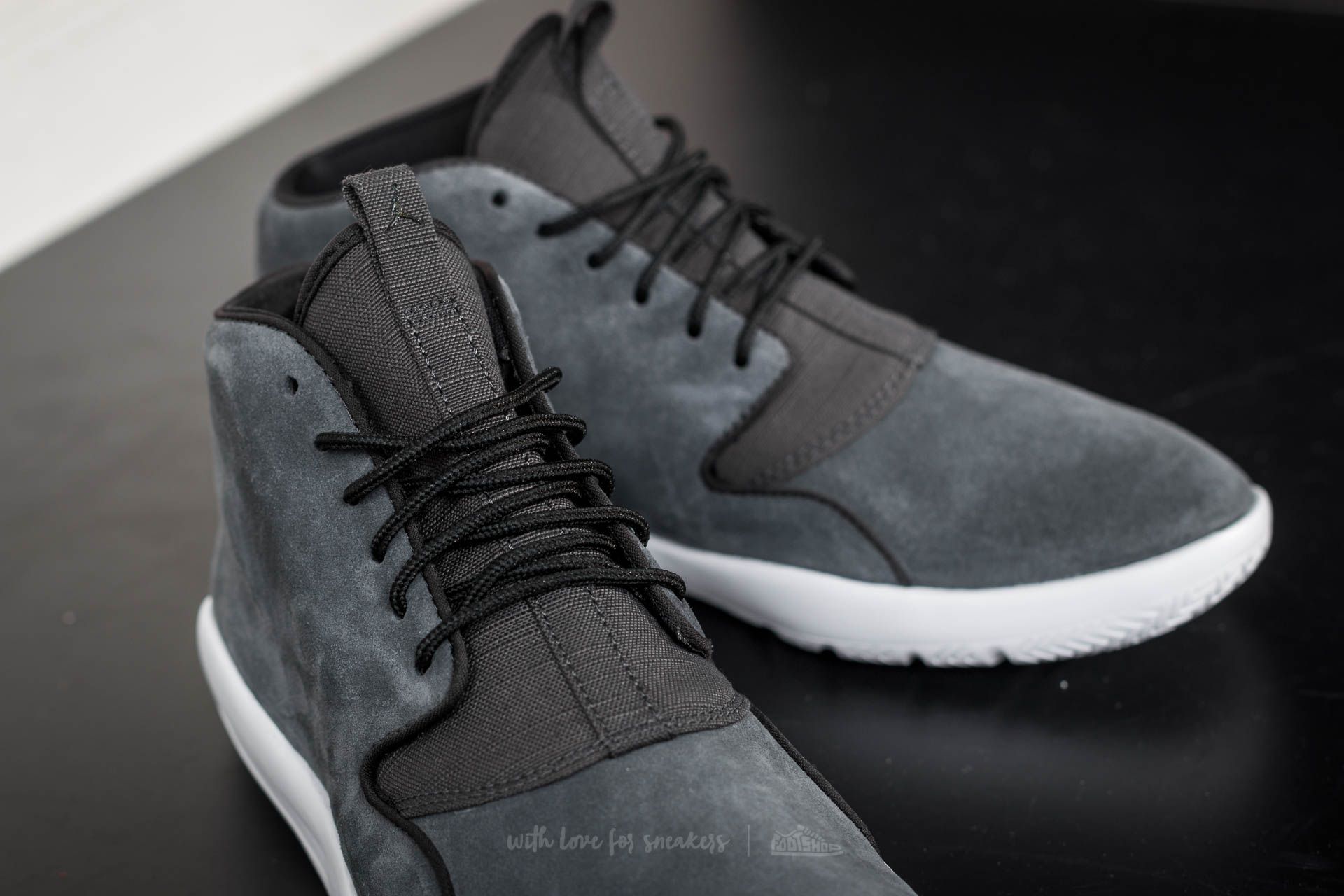 Jordan eclipse chukka sales leather