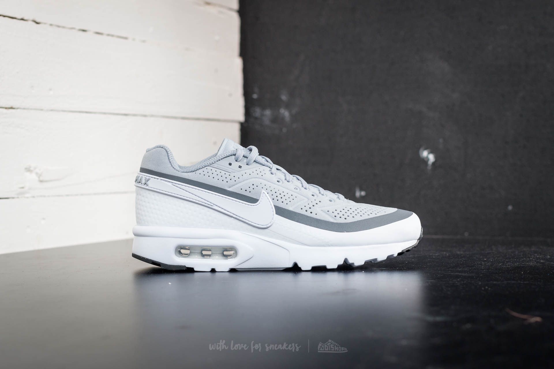 Air max bw ultra moire 2025
