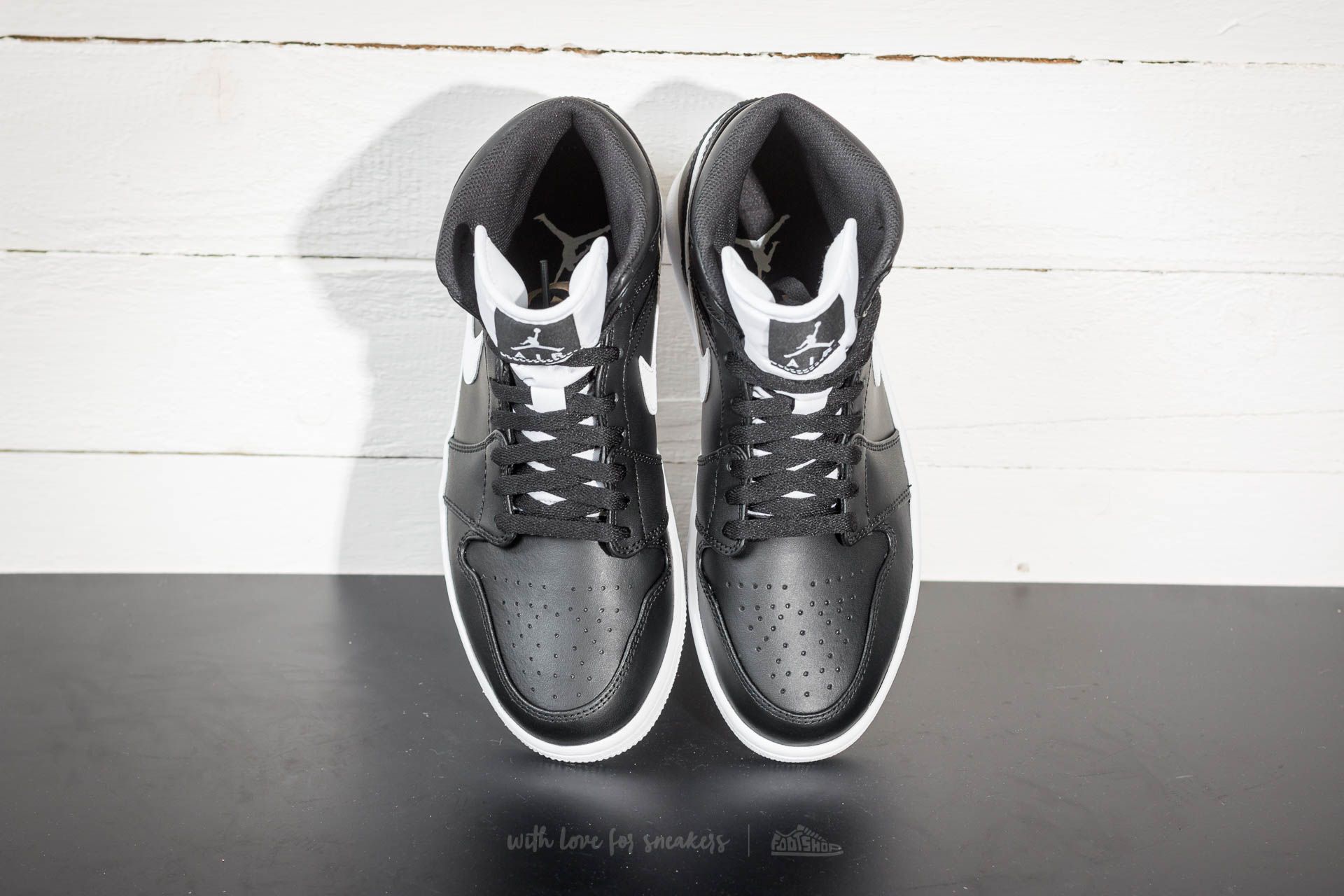 Herenschoenen Air Jordan 1 Mid Black/ White-White
