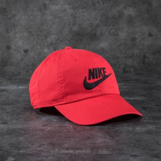 Red and black nike cap best sale