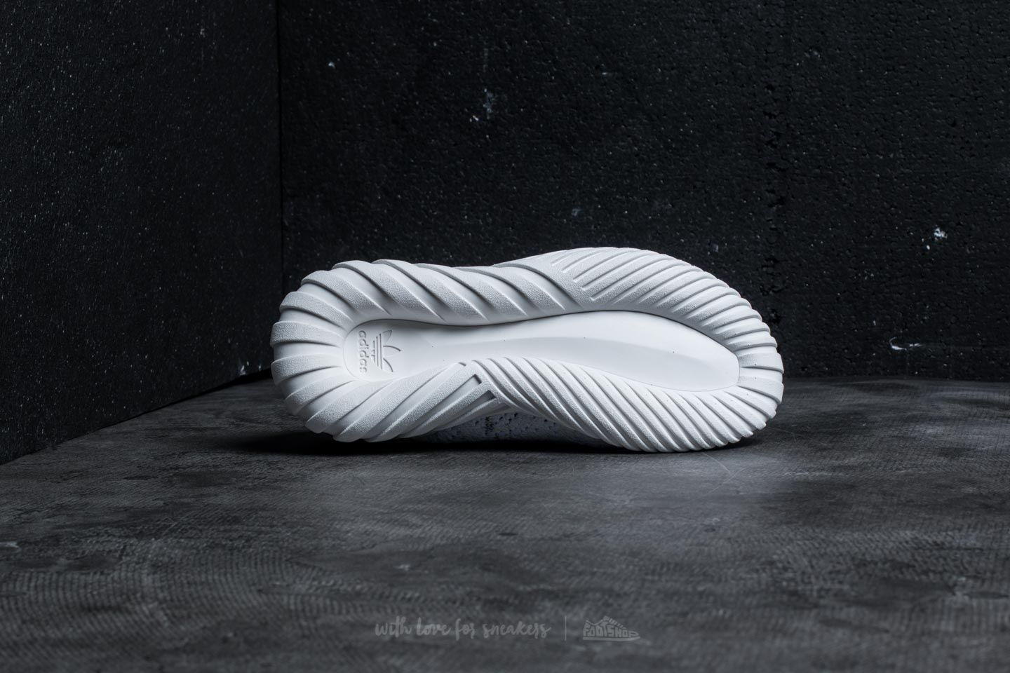 Kids' sneakers and shoes adidas Tubular Doom Sock Primeknit J Ftw White/ Ftw White/ Core Black