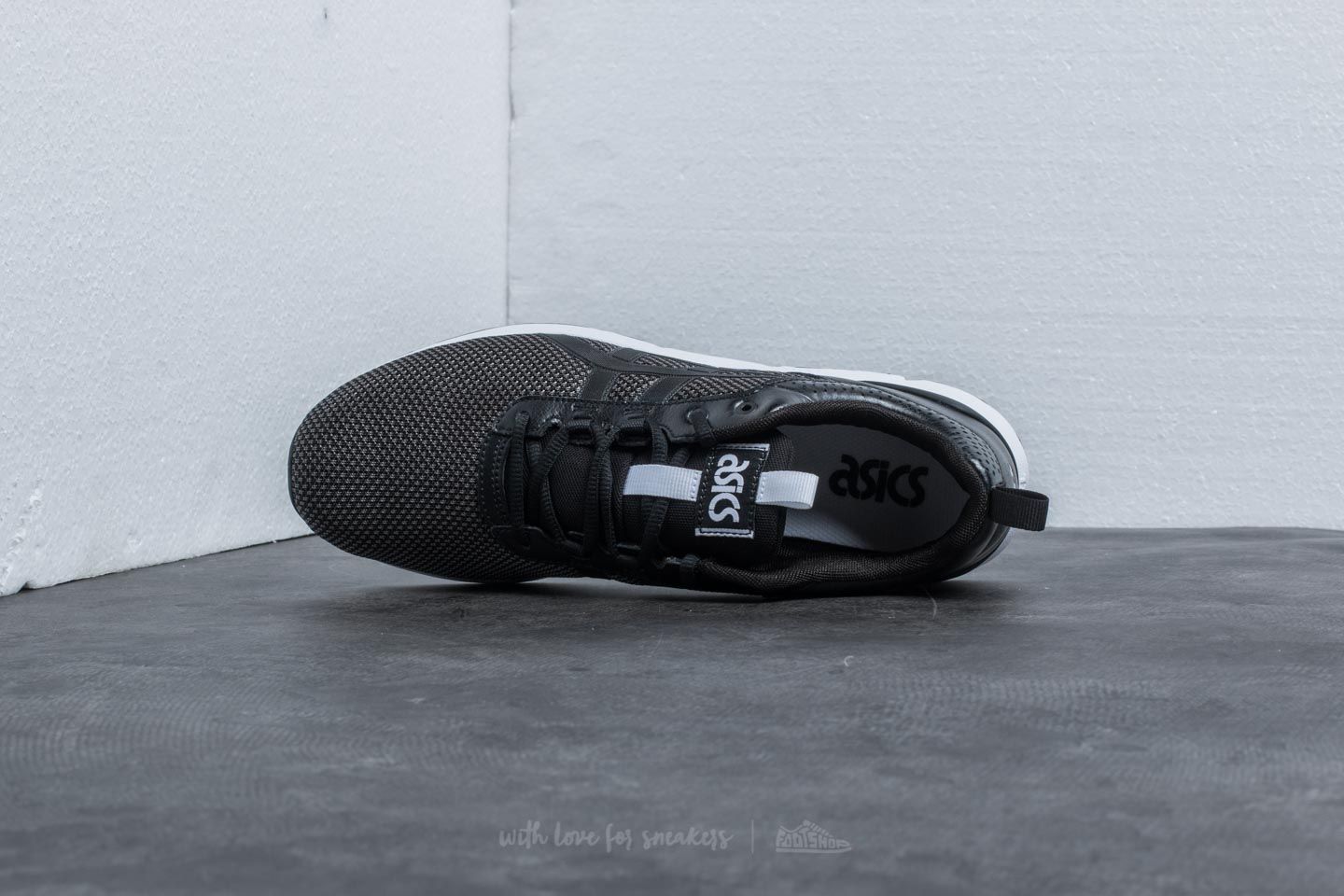 Asics gel lyte runner black hot sale