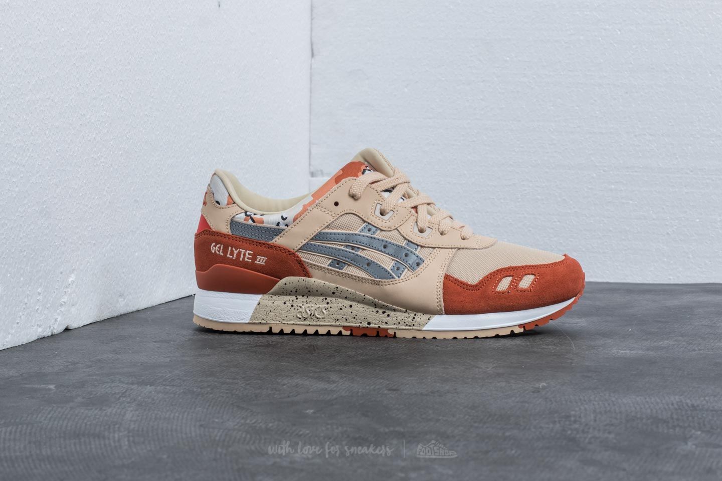 Men s shoes Asics Gel Lyte III Marzipan Silver Footshop