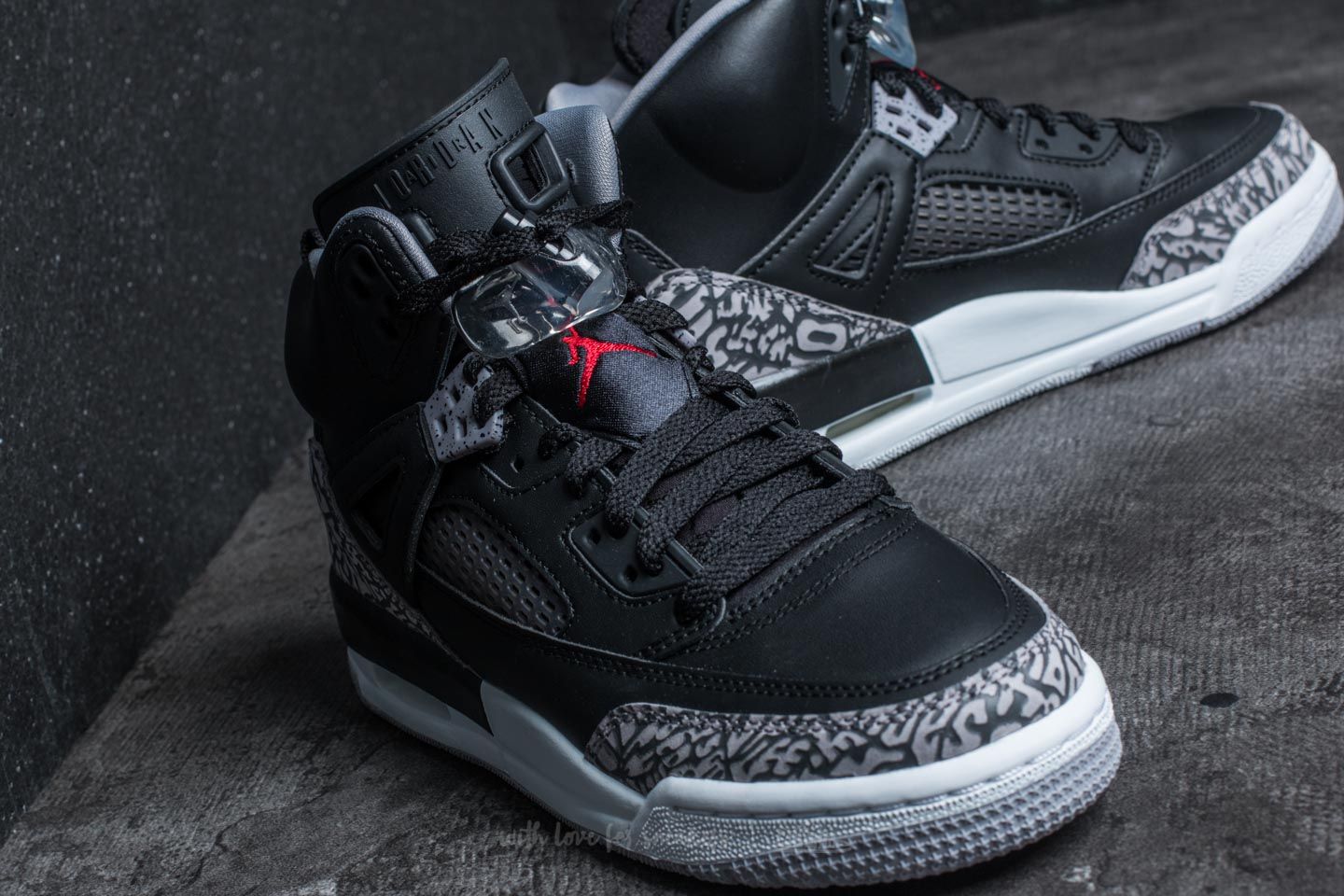 Moteriška avalynė Jordan Spizike BG Black/ Varsity Red-Cement Grey