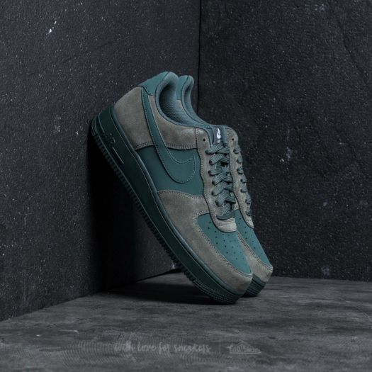 Men s shoes Nike Air Force 1 River Rock Vintage Green White