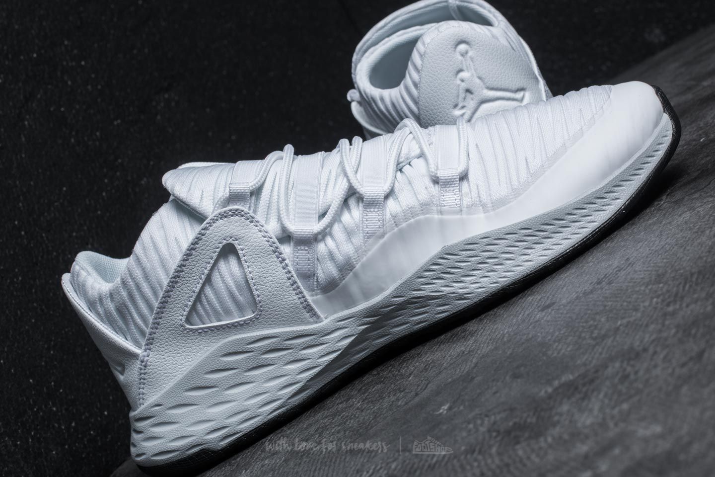 Jordan formula 23 low 2024 white
