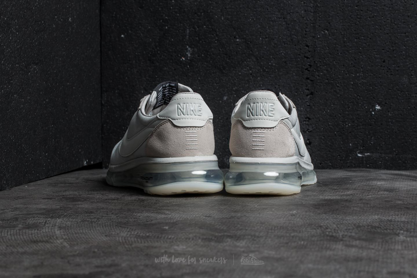 Air max sales ld zero sail