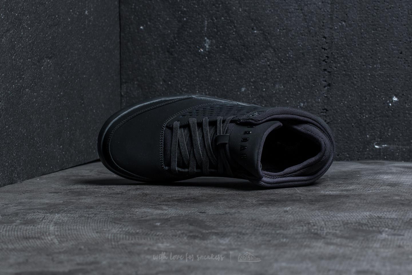 Încălțăminte și sneakerși pentru bărbați Jordan Flight Origin 4 Black/ Black-Black