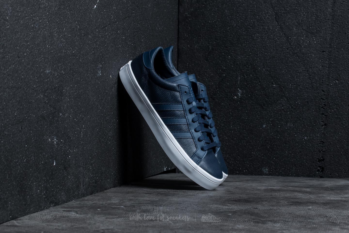 Vyriška avalynė adidas Courtvantage Collegiate Navy/ Collegiate Navy/ Collegiate Navy