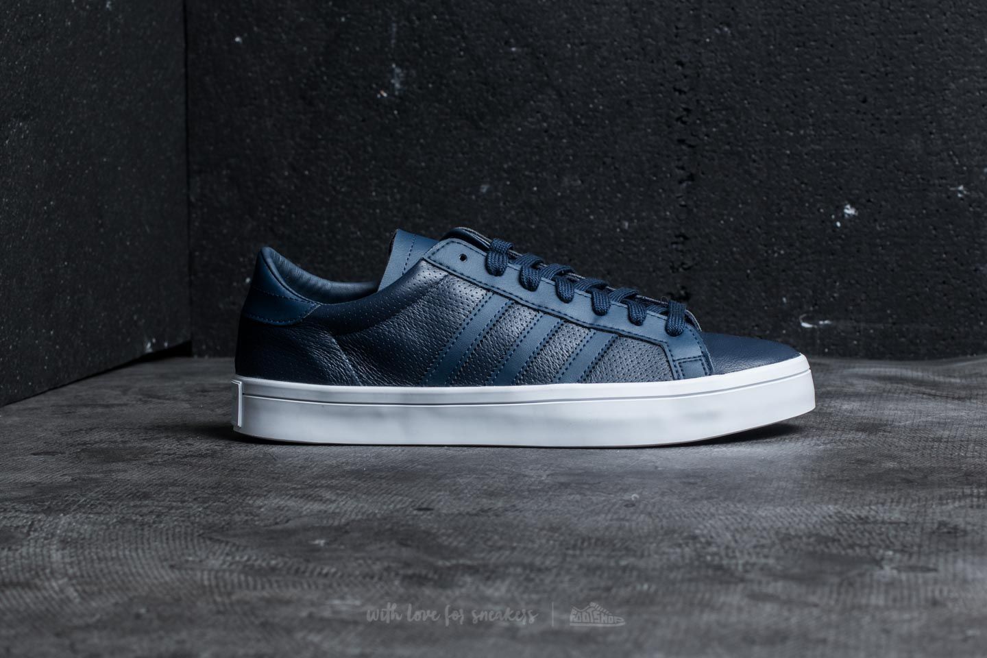Vyriška avalynė adidas Courtvantage Collegiate Navy/ Collegiate Navy/ Collegiate Navy