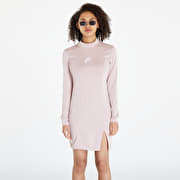 Light pink nike dress discount