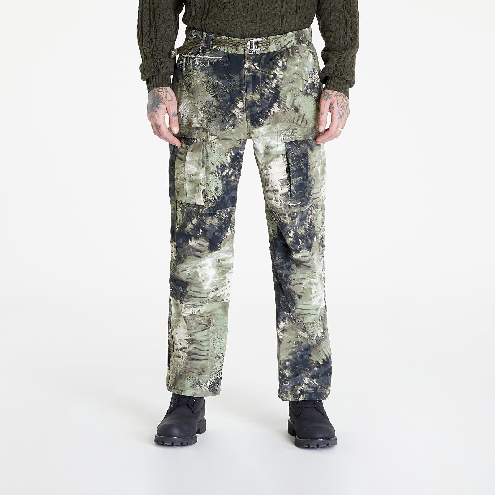 Levně Nike ACG Smith Summit Men's Allover Print Cargo Pants Oil Green/ Medium Olive/ Reflective Silv
