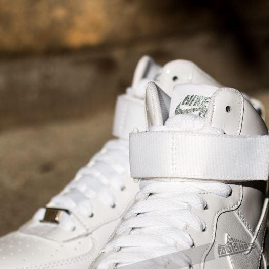 Nike sale ultraforce white