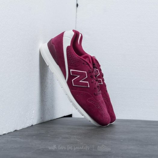 New Balance 996