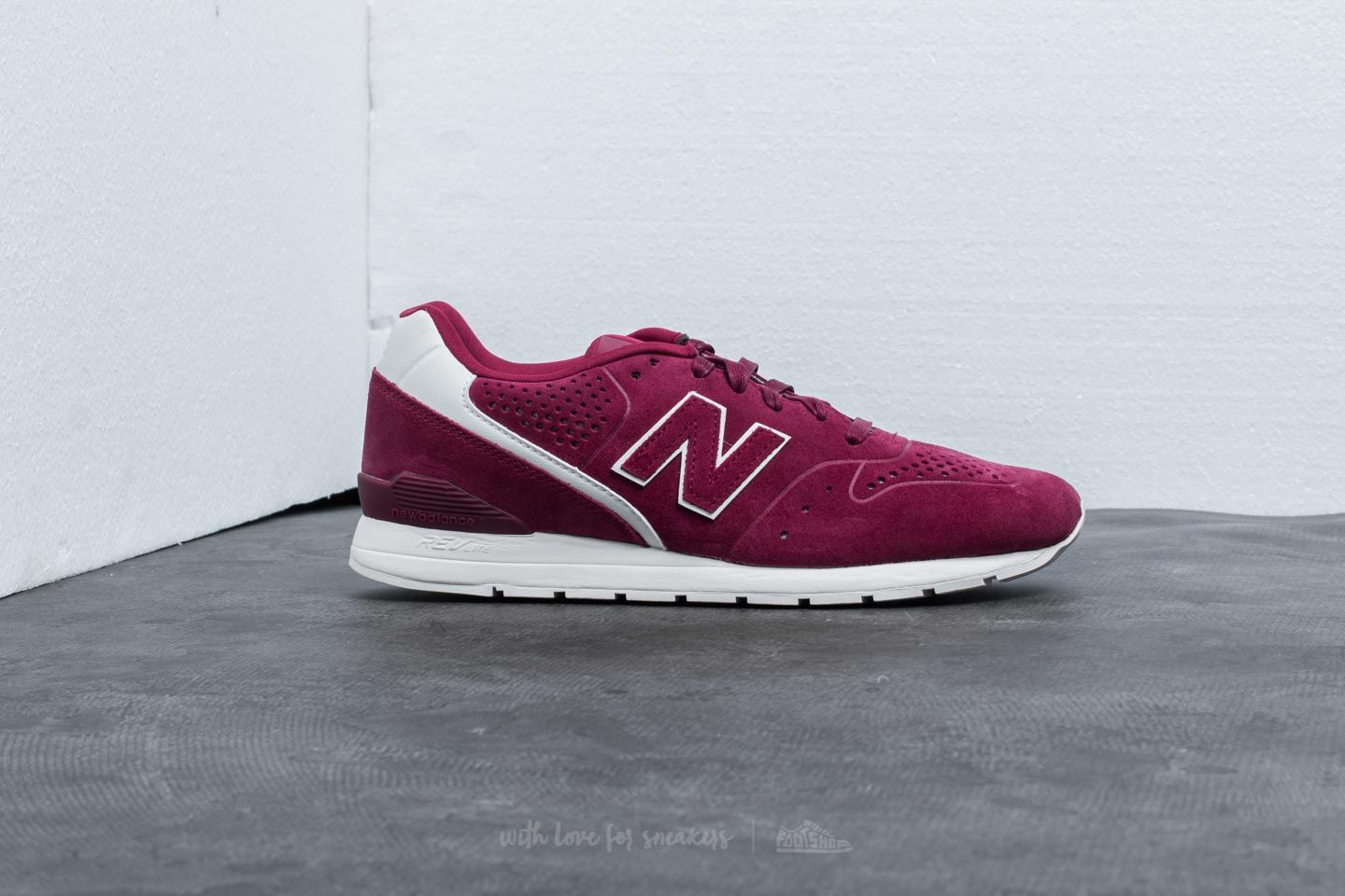 New balance wr996 violet deals