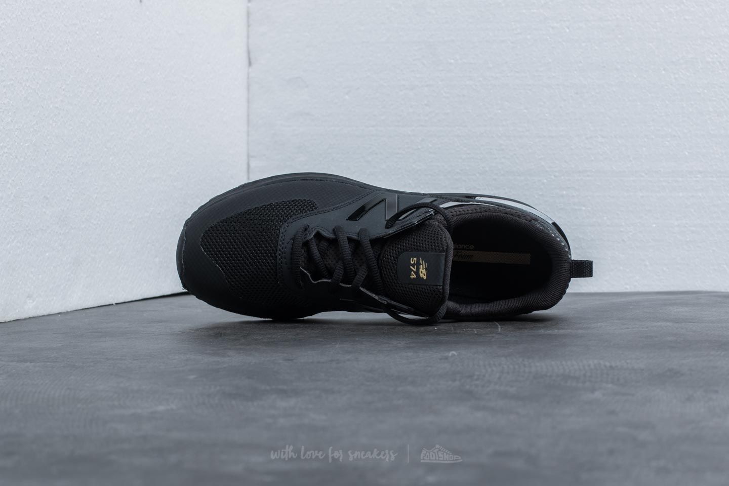Γυναικεία παπούτσια New Balance 574 Black/ Black