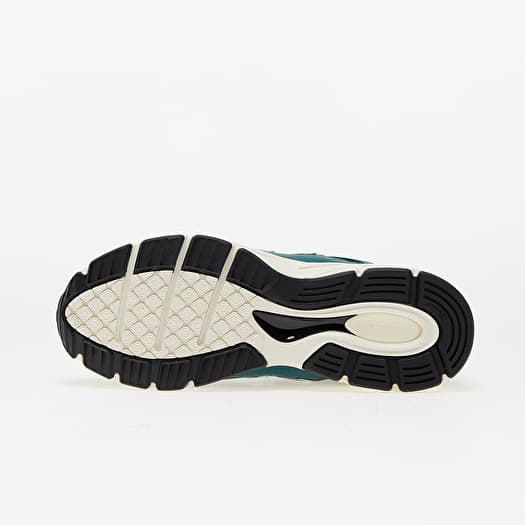 Încălțăminte și sneakerși pentru bărbați New Balance x Teddy