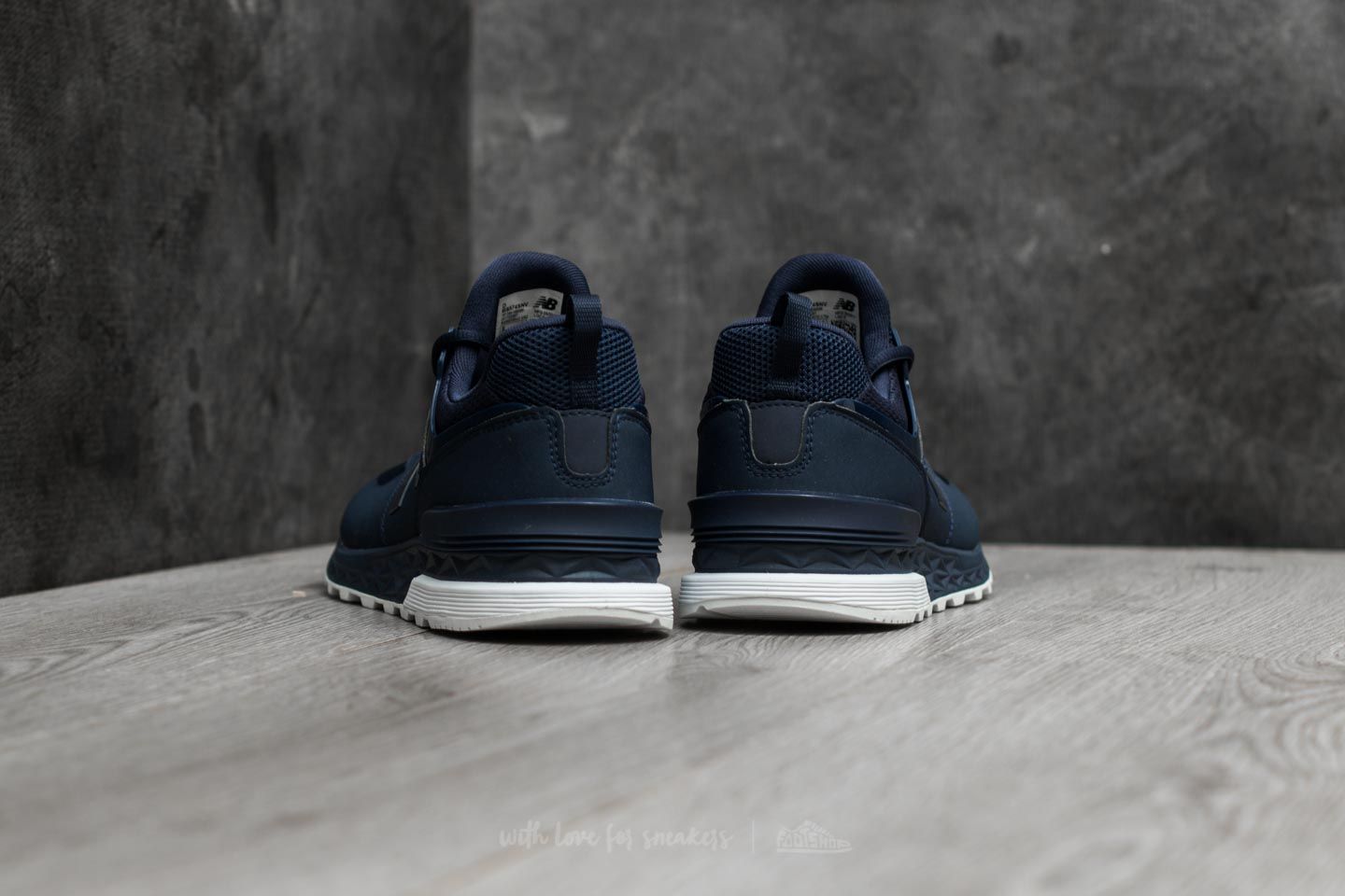 Men s shoes New Balance 574 Navy Footshop
