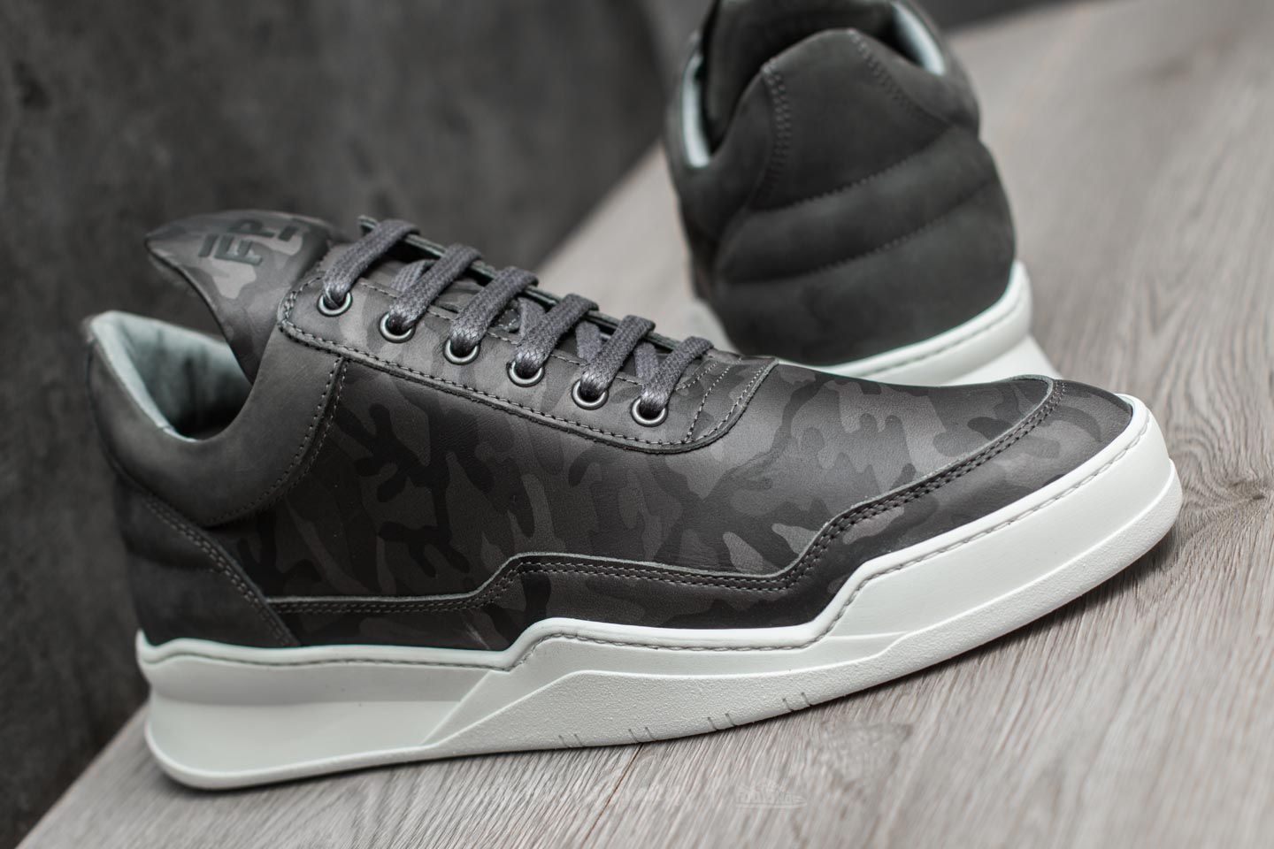 Filling discount pieces camo