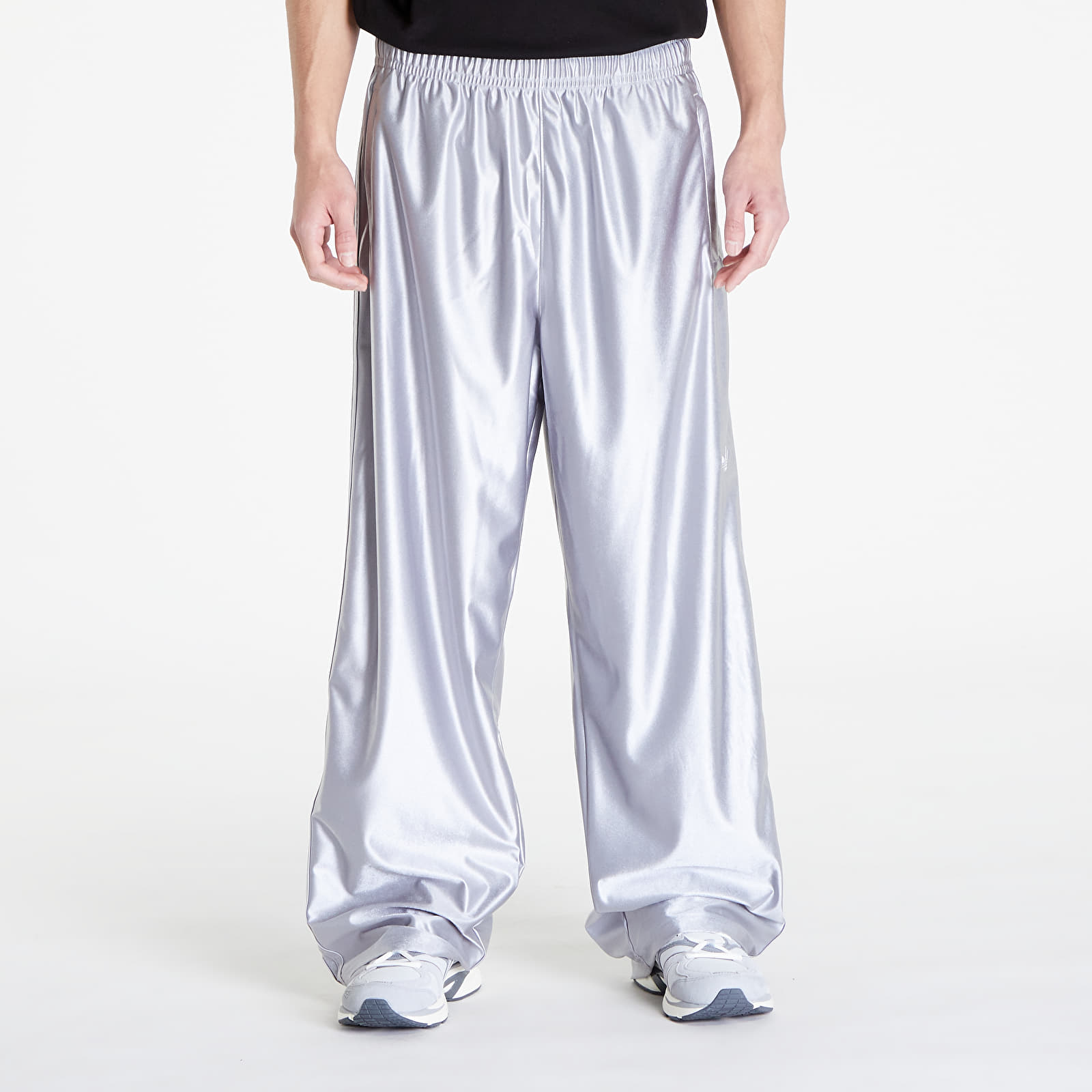 Jogginghosen adidas Firebird Oversized Pant Light Onix