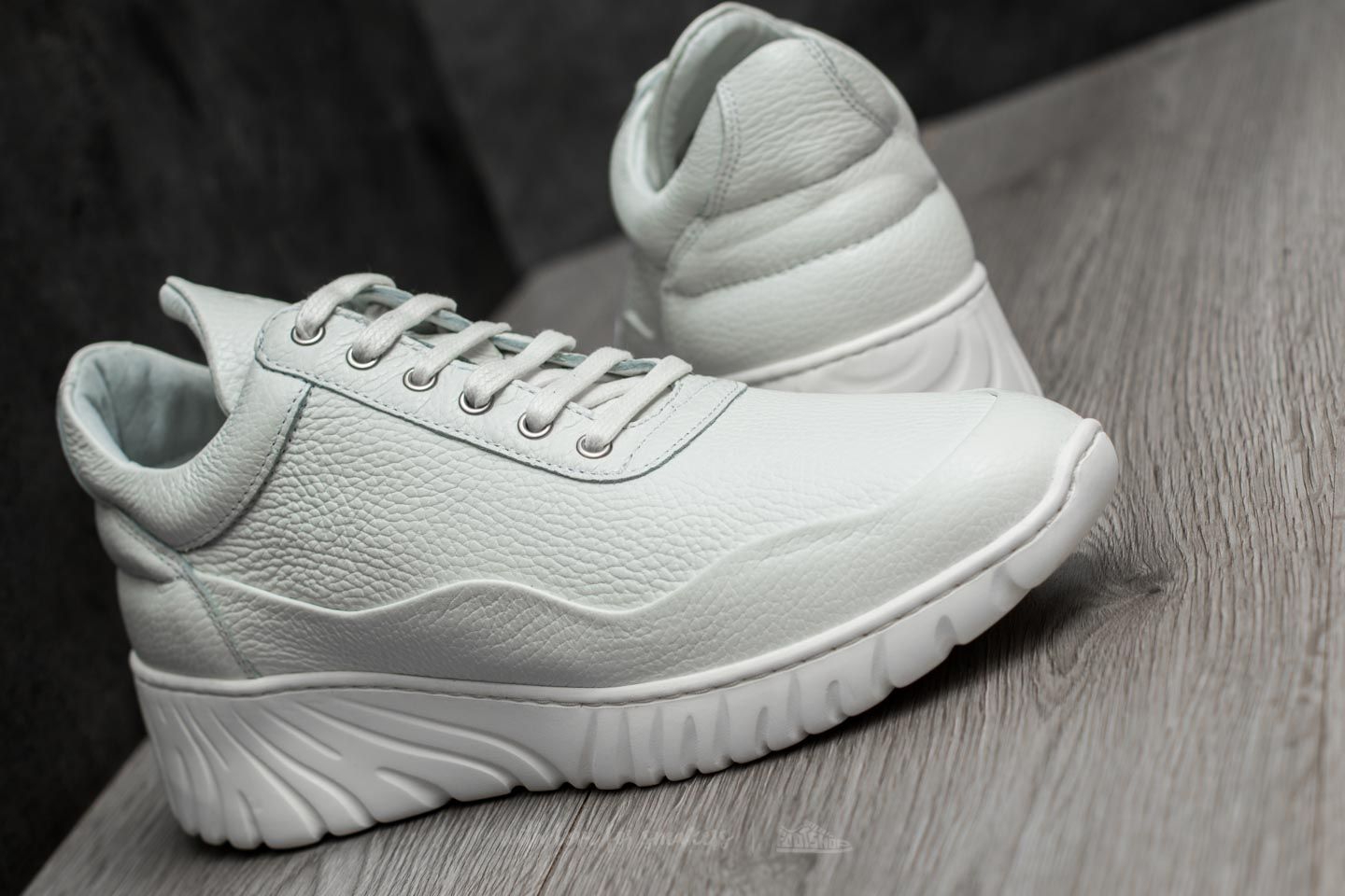 Men's shoes Filling Pieces Low Top Roots Roman White