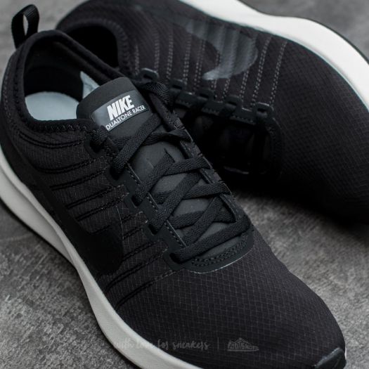 Nike dualtone racer triple black discount