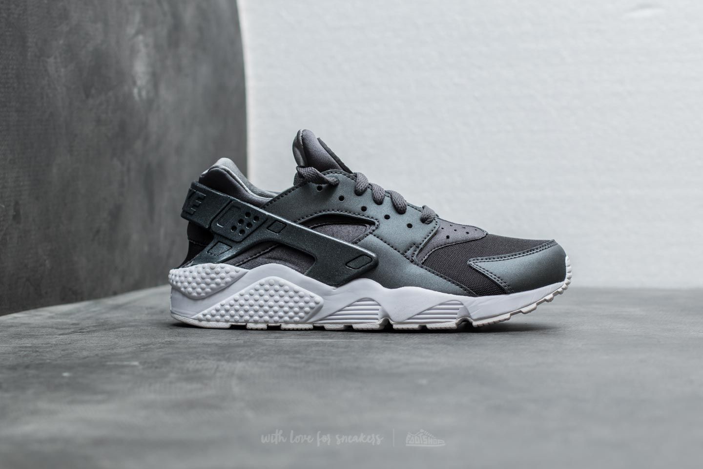 Men s shoes Nike Air Huarache Run Premium Metalic Hematite