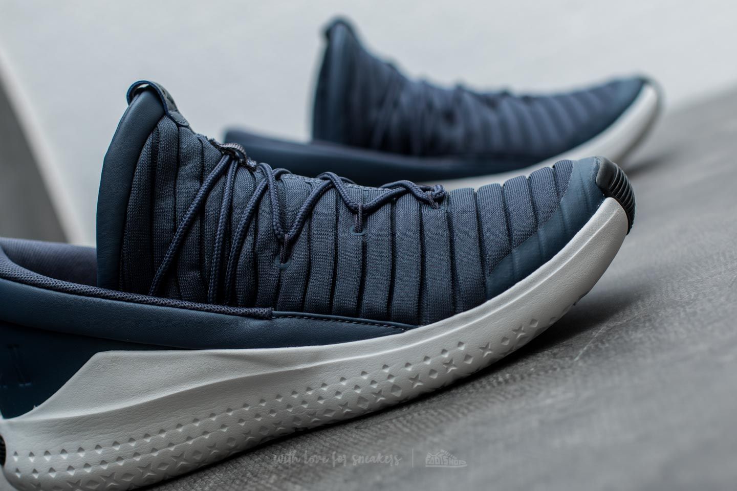 jordan flight luxe bred