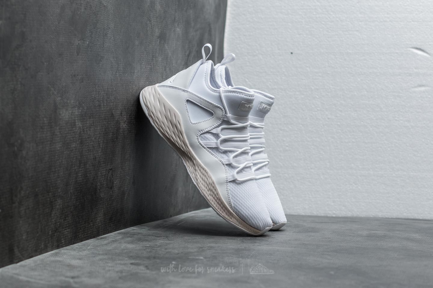 Scarpe uomo Jordan Formula 23 White/ White-Light Orewood Brown