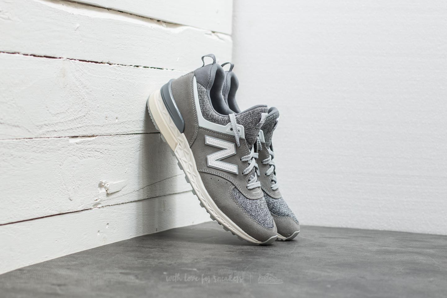 New Balance 574
