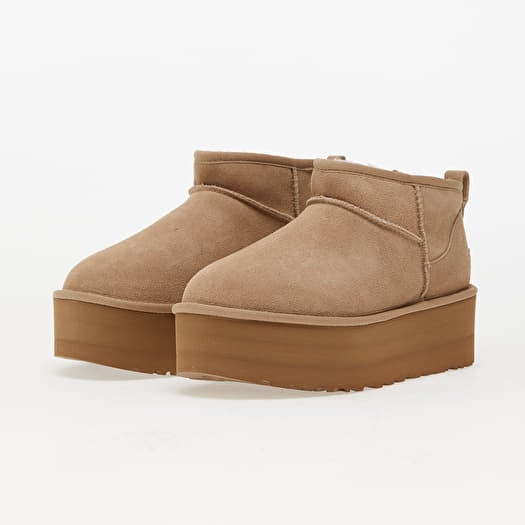 Women s shoes UGG W Classic Ultra Mini Platform Sand Footshop