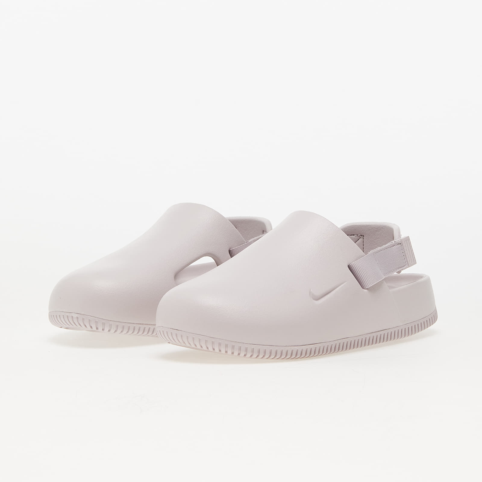 Sko til kvinder Nike W Calm Platinum Violet/ Platinum Violet
