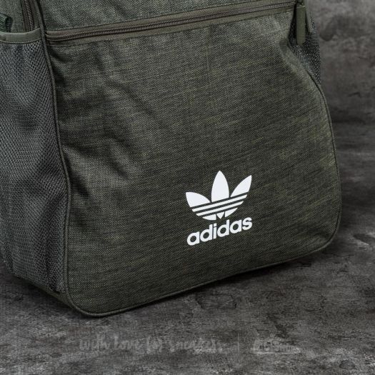 Accessories adidas Essenital Casual Backpack Night Cargo Footshop