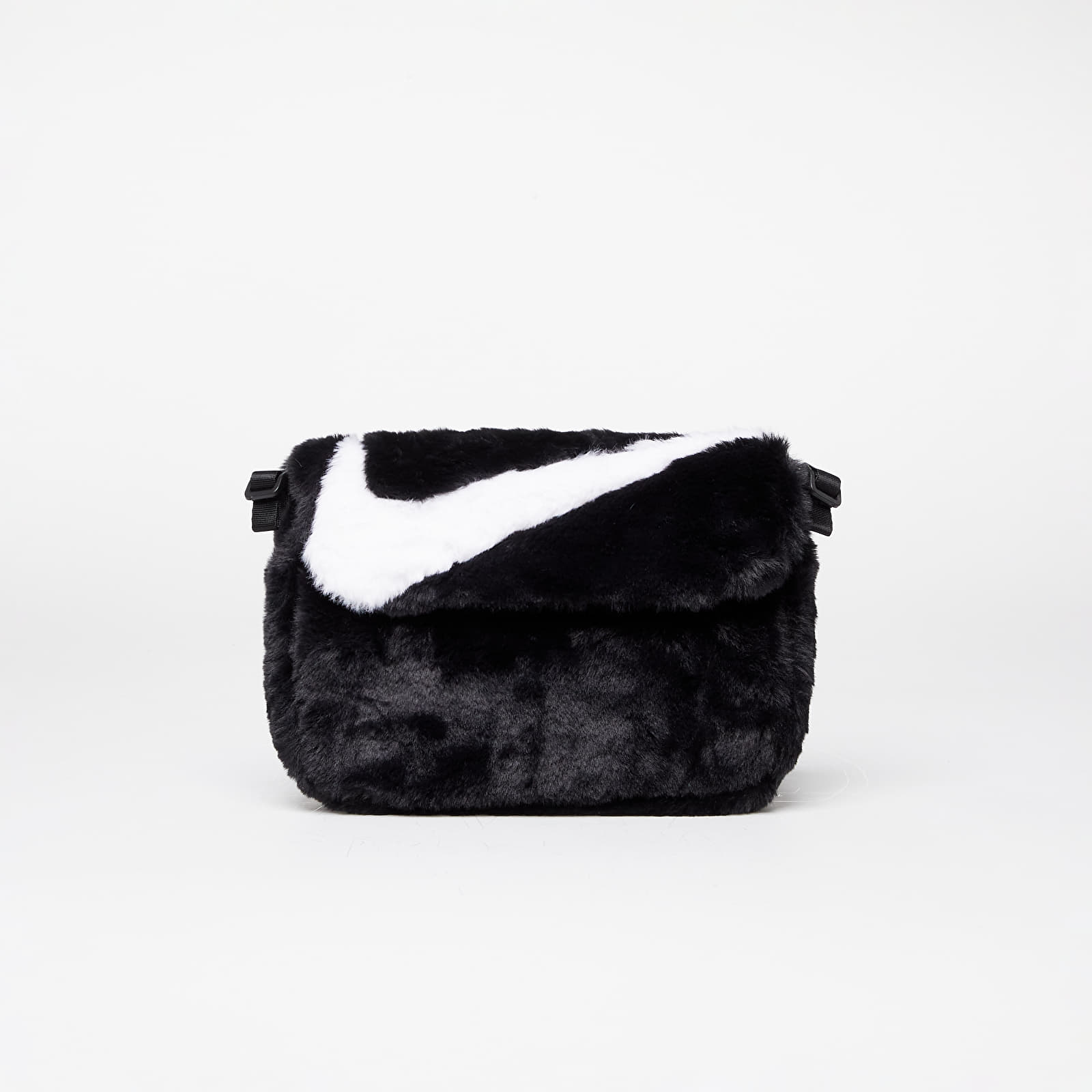 Levně Nike Sportswear Futura 365 Faux Fur Crossbody Black/ Black/ White